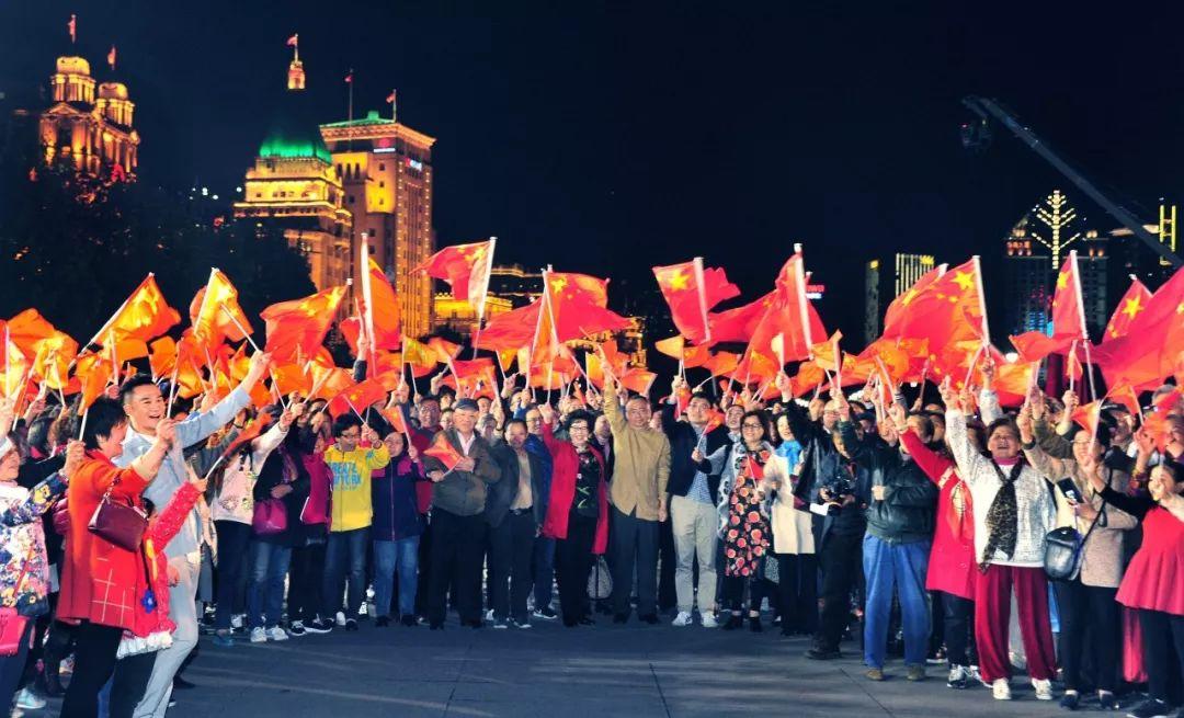 贵阳特斯拉俱乐部年会，尽情欣赏灯光盛宴，灯光秀浪漫收尾